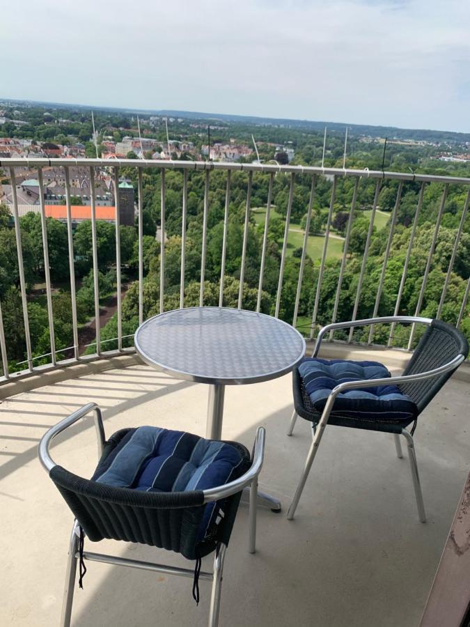 Appartment Im Hotelturm Augsburg Eksteriør billede